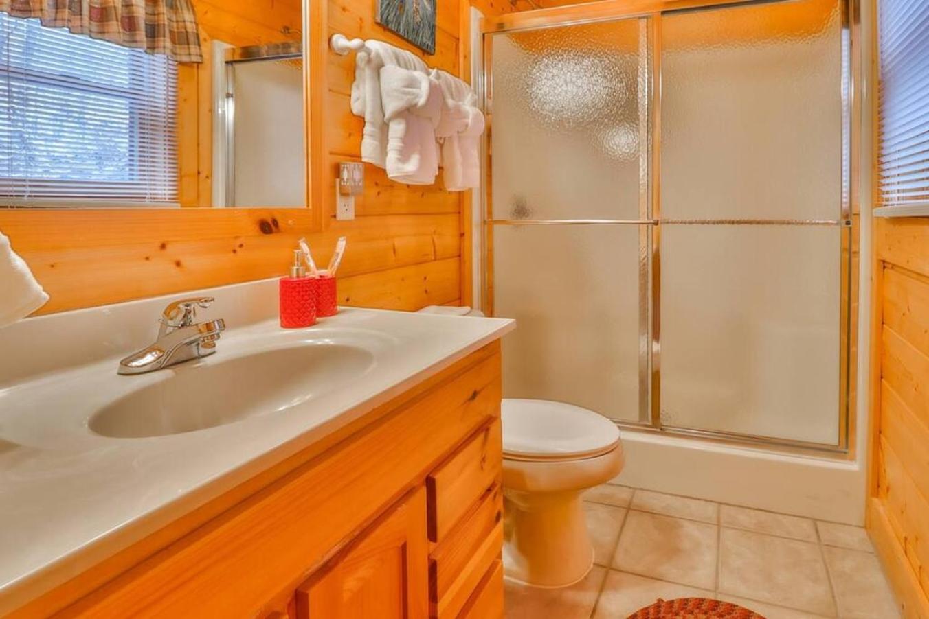 Romantic, Honeymoon Cabin In The Smokies! Gatlinburg Ngoại thất bức ảnh