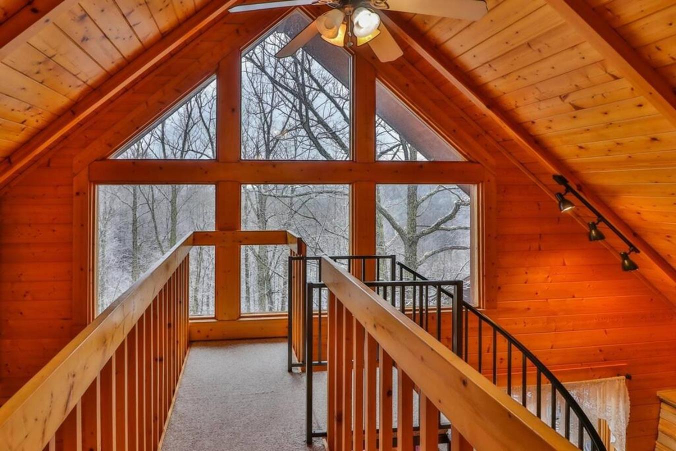 Romantic, Honeymoon Cabin In The Smokies! Gatlinburg Ngoại thất bức ảnh