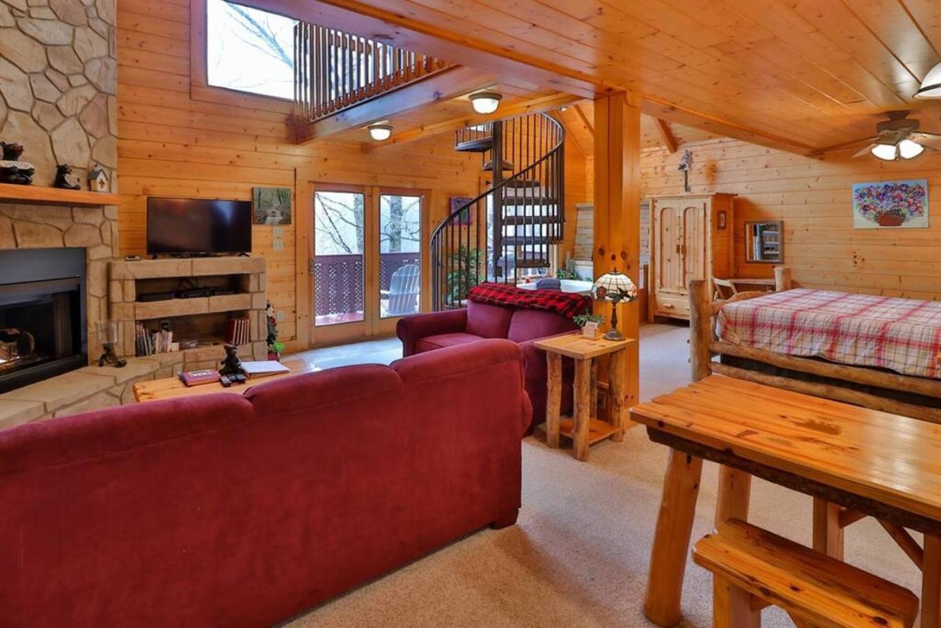 Romantic, Honeymoon Cabin In The Smokies! Gatlinburg Ngoại thất bức ảnh